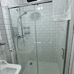 Crescent Bed & Breakfast 4*