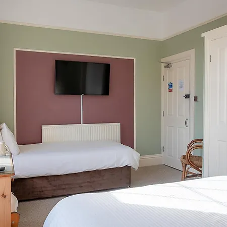 Crescent Bed & Breakfast