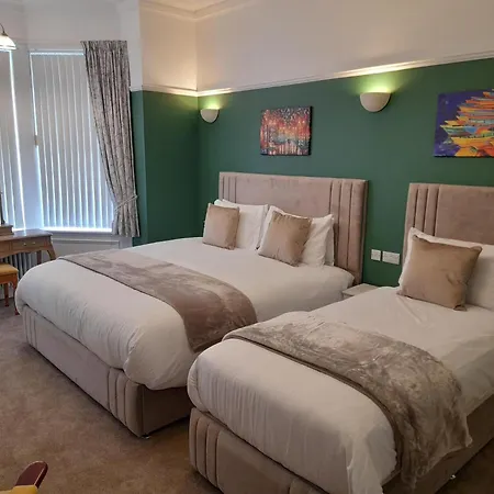 Frühstückspension Crescent 4*