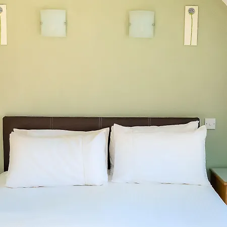 Crescent 4* Whitby