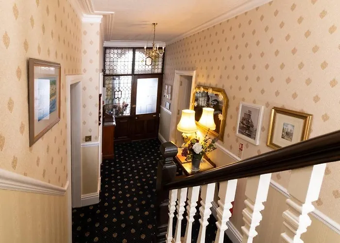 Crescent Bed & Breakfast